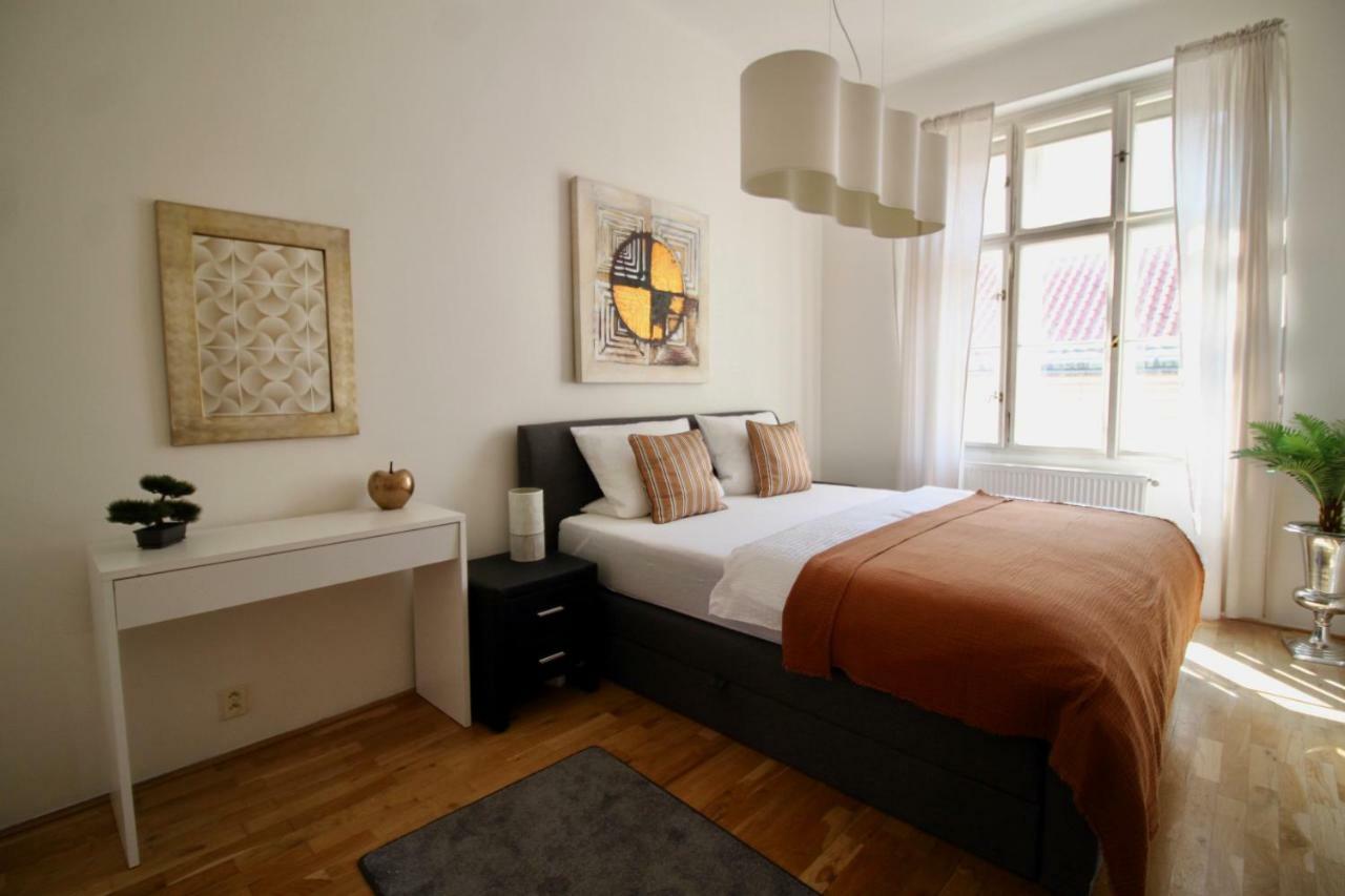 New Design & Style Old Town Xxl Praha